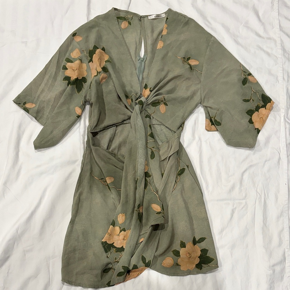 Women’s Green Floral Tie-Front Dress